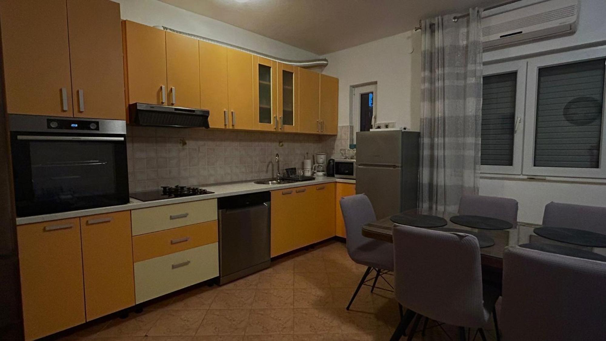 Stone Sun Apartment Kastela Exterior photo